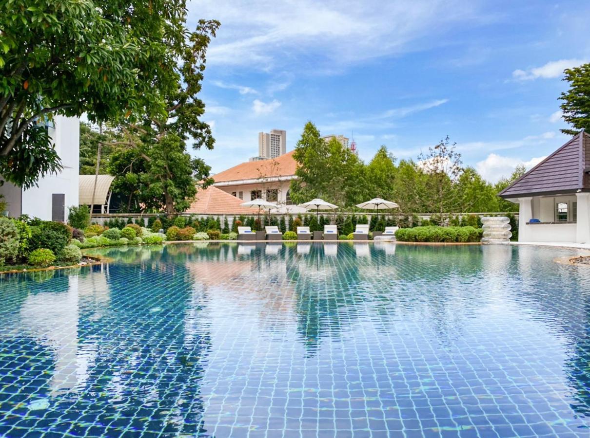 Manhattan Pattaya Hotel - Sha Extra Plus Luaran gambar